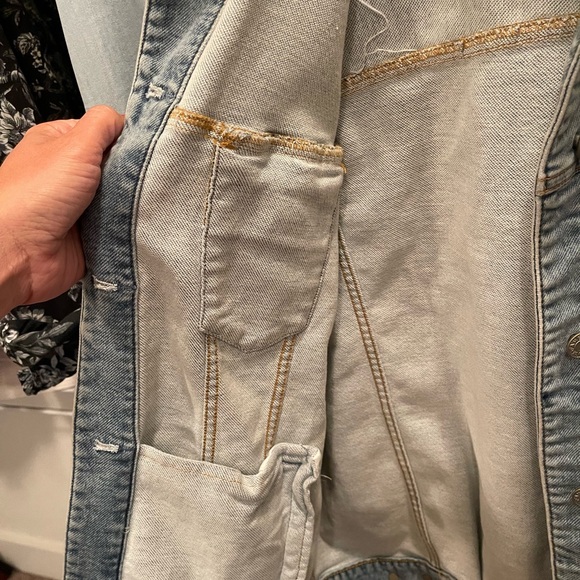 Faherty stretch terry trucker jacket - Picture 8 of 11